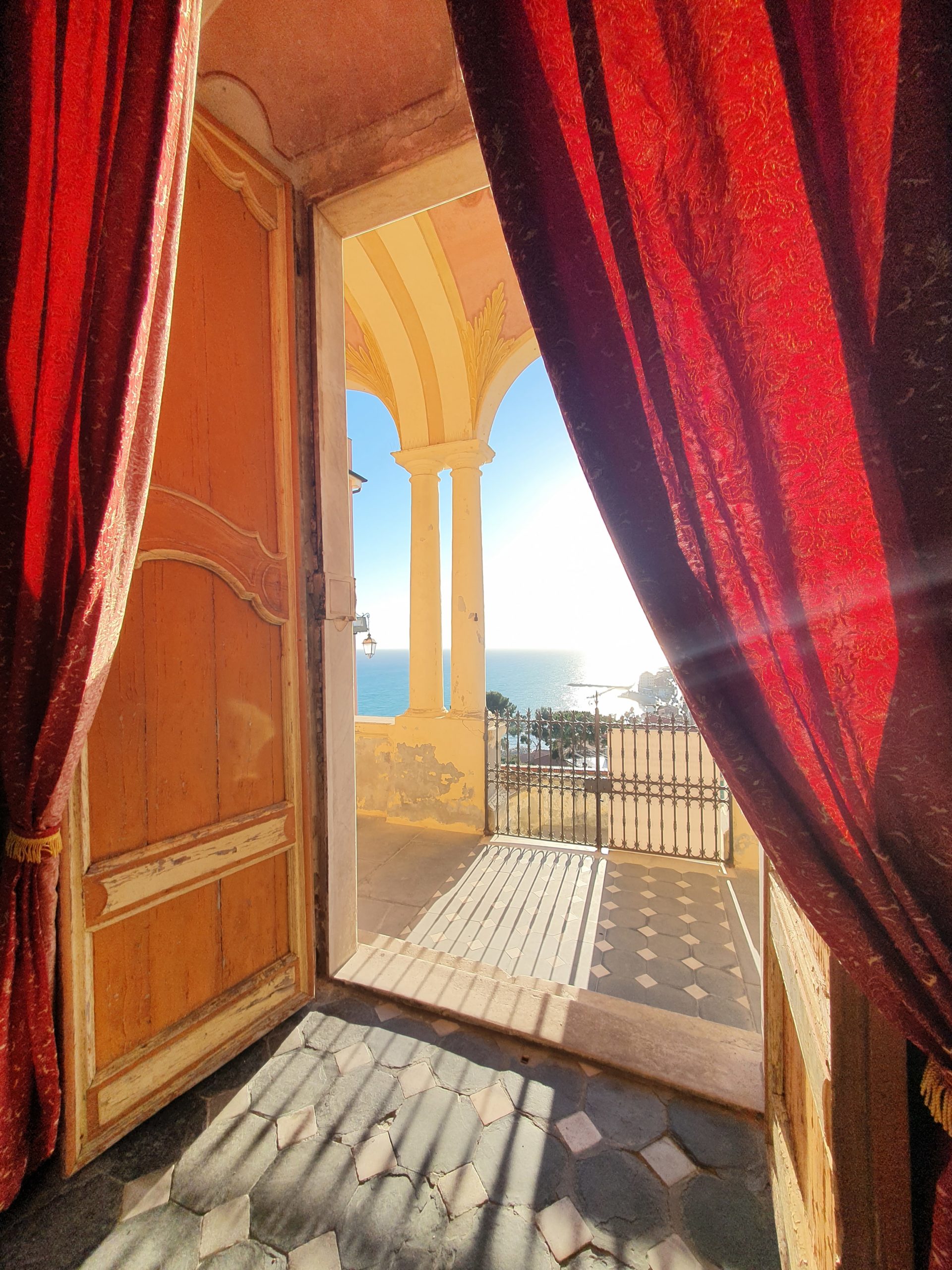 PORTO MAURIZIO & PARASIO – I colori e i profumi di un autentico borgo ligure · 10