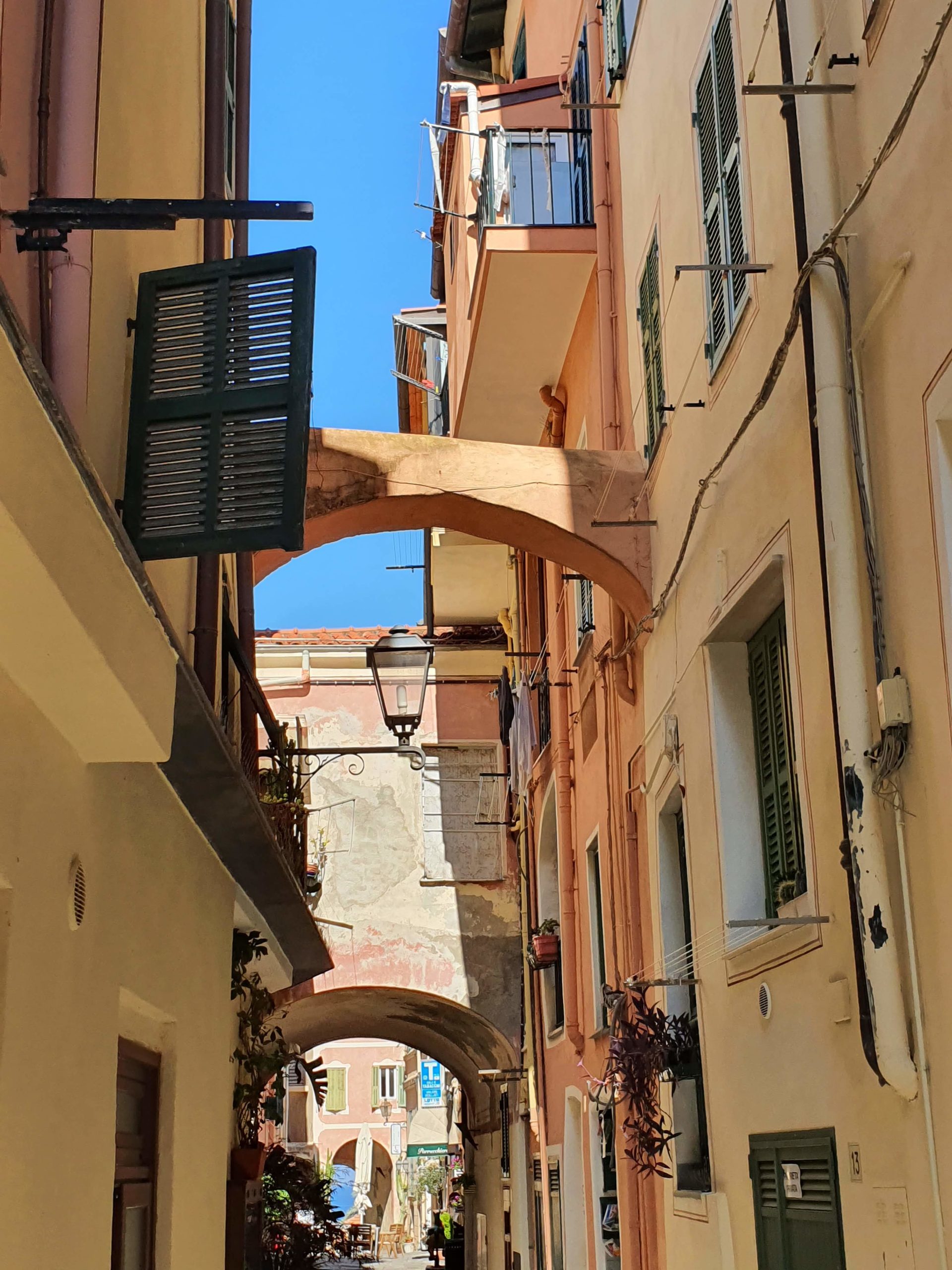 BORDIGHERA – L’eleganza del Liberty ed il borgo antico. · 7