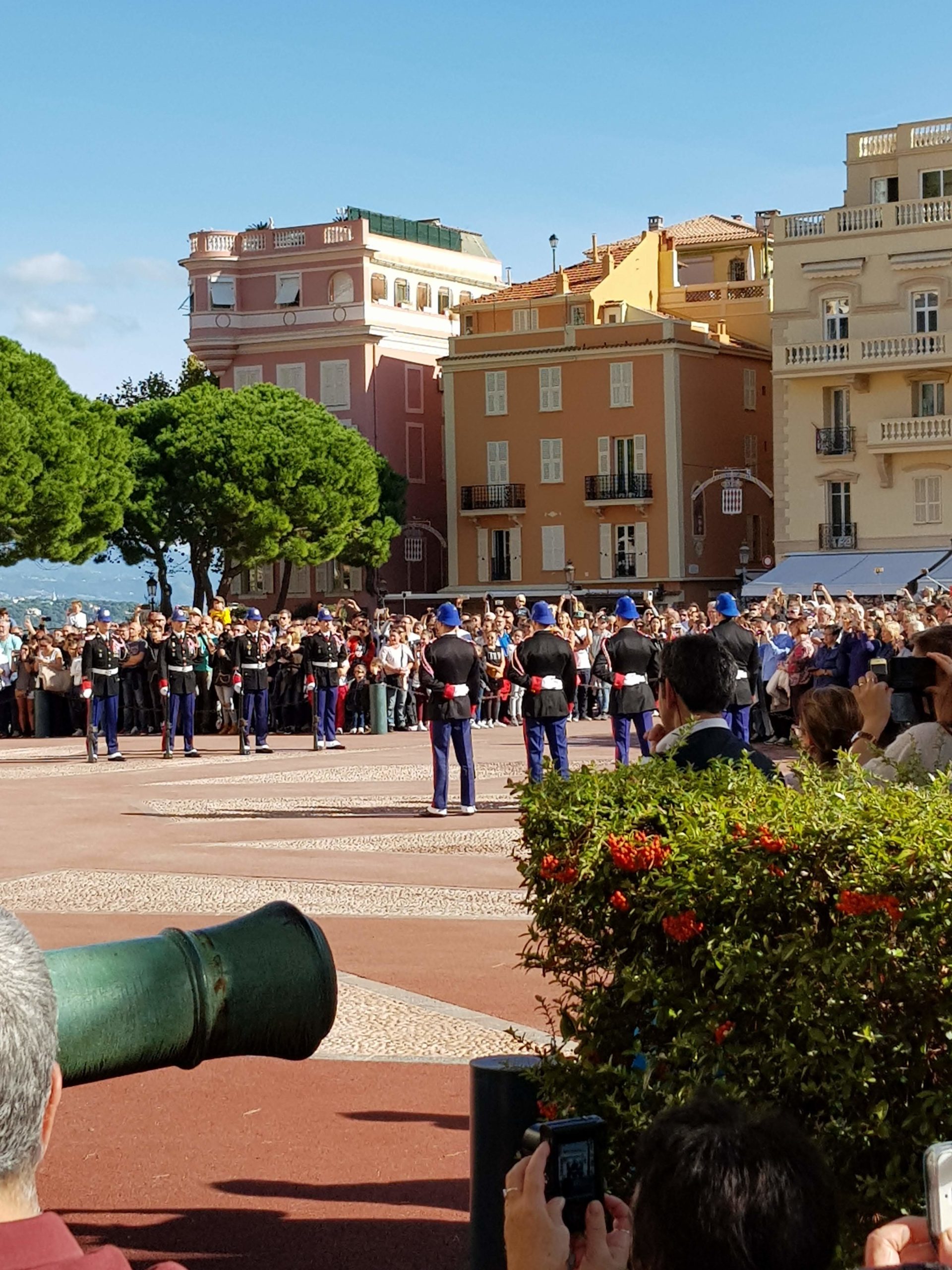 QUATTRO STATI IN MENO DI 12 ORE – Un viaggio nel tempo osservando il Mediterraneo · 10
