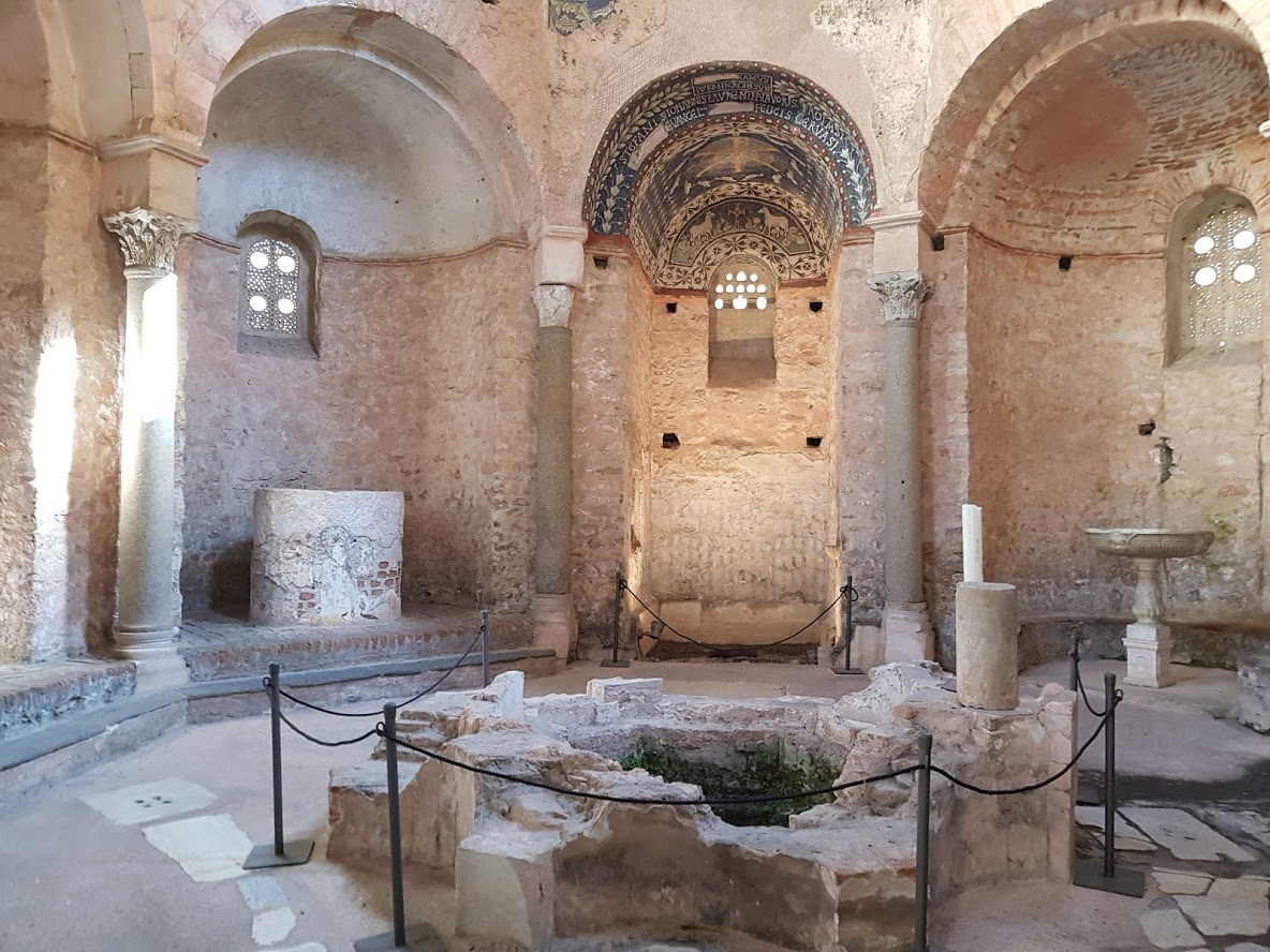 ALBENGA – Passeggiando nei secoli, vita ed emozioni di una città che sorge e risorge · 2
