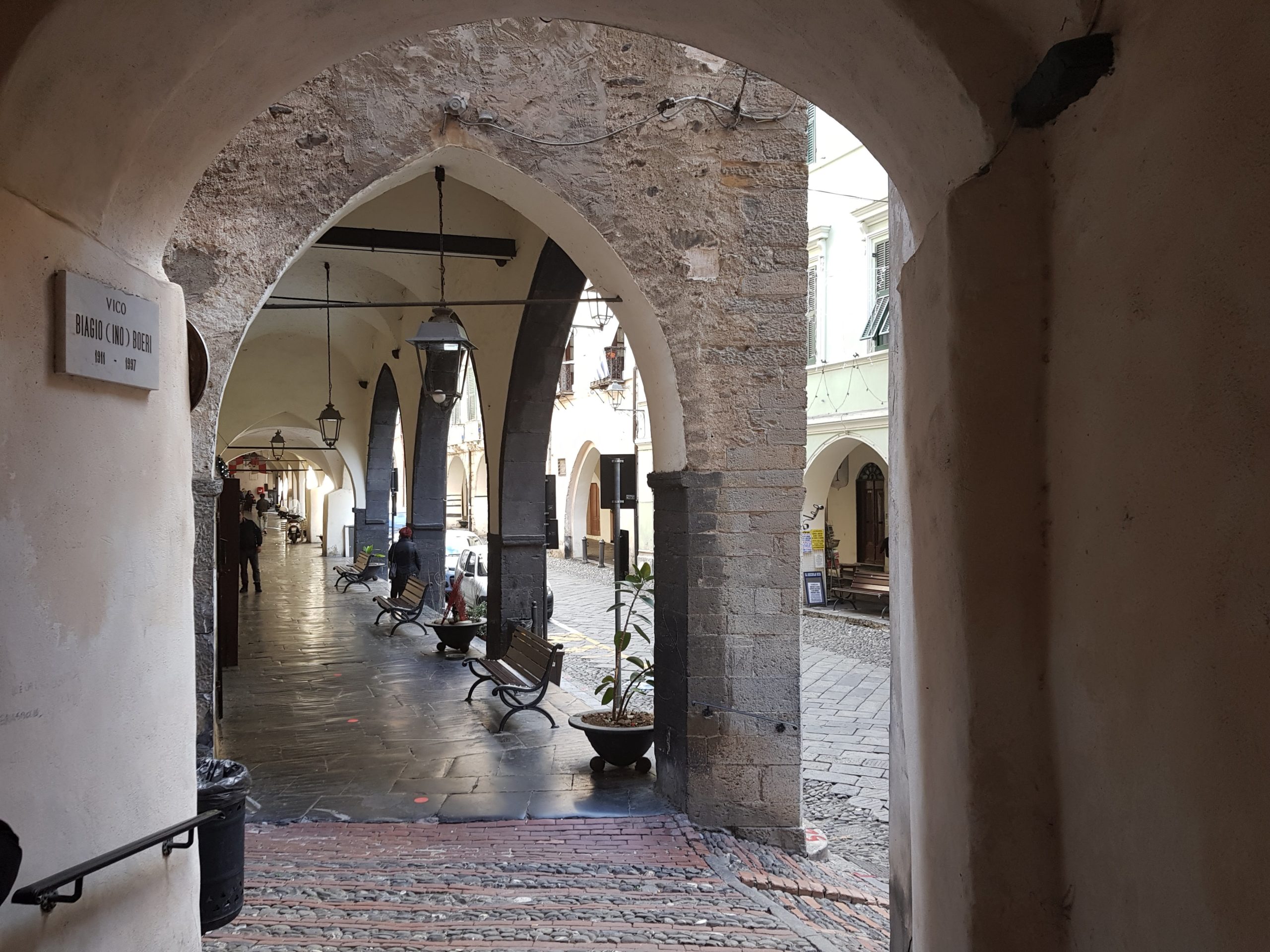 TAGGIA & L’OLIVA TAGGIASCA – L’antico Convento dei Domenicani, il borgo medioevale di Taggia e le antiche botteghe · 7