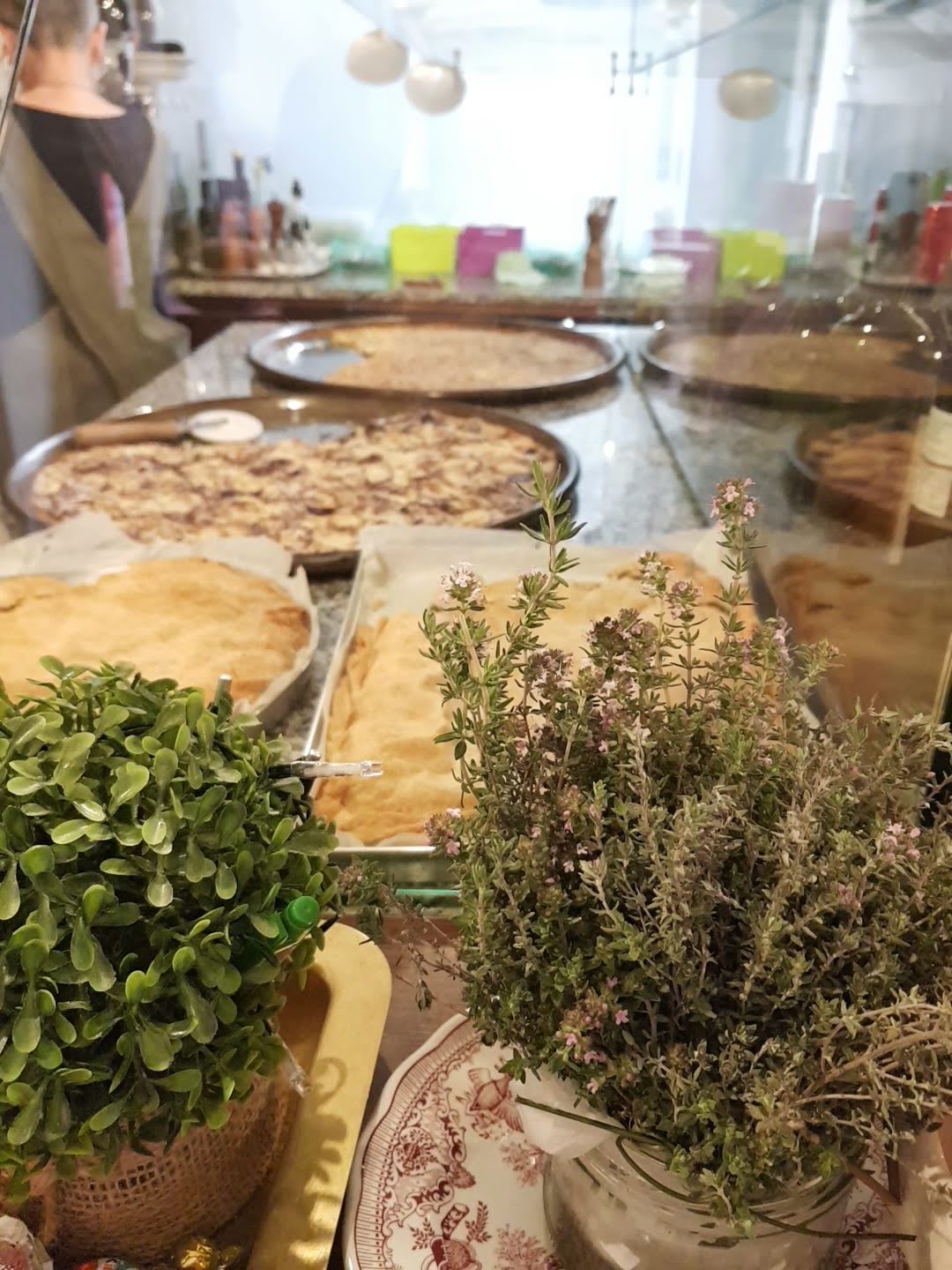 FINALBORGO, ECCEZIONE LIGURE – Il fascino di una capitale, la suggestione della bellezza · 7