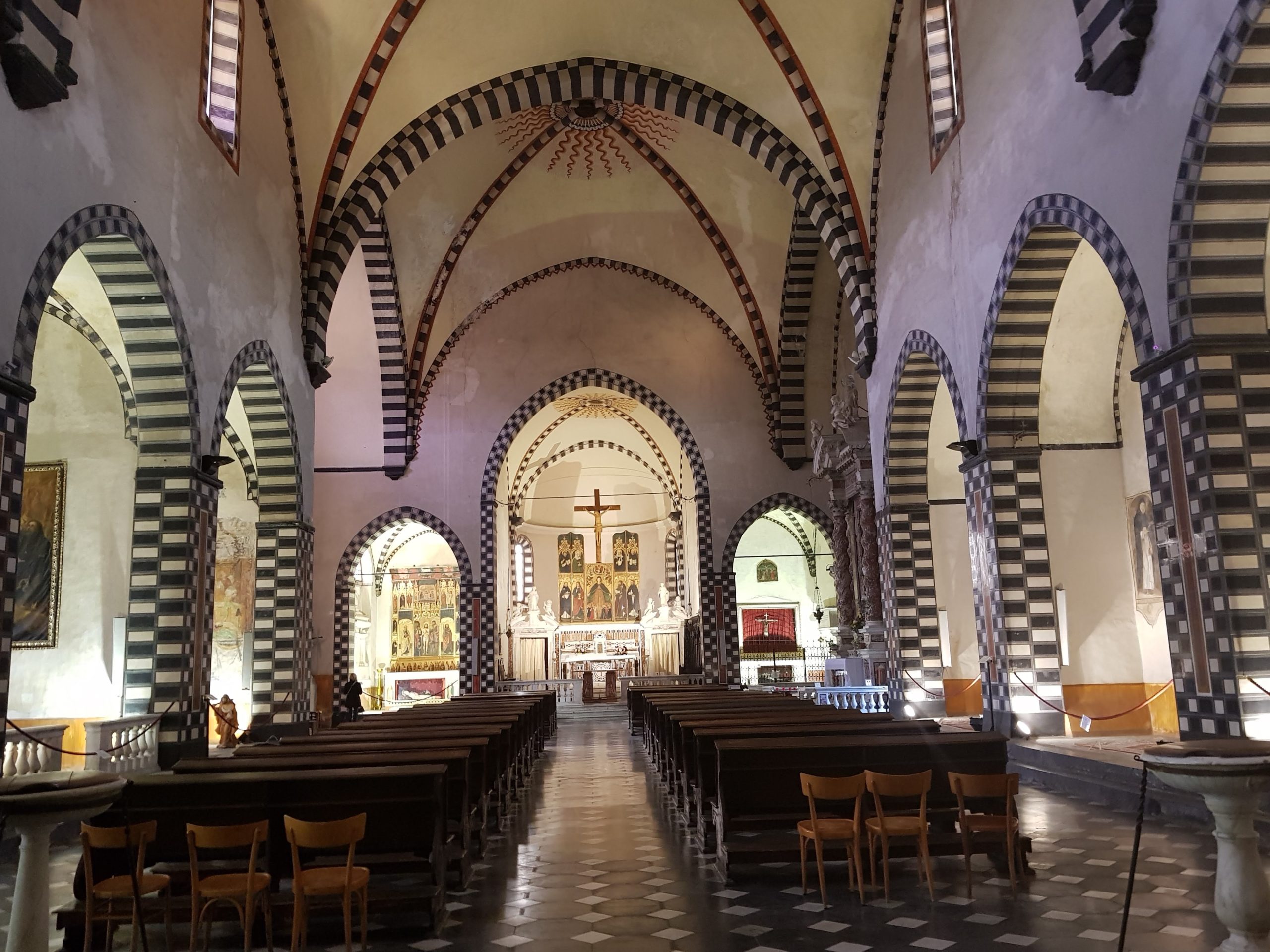 TAGGIA & L’OLIVA TAGGIASCA – L’antico Convento dei Domenicani, il borgo medioevale di Taggia e le antiche botteghe · 4