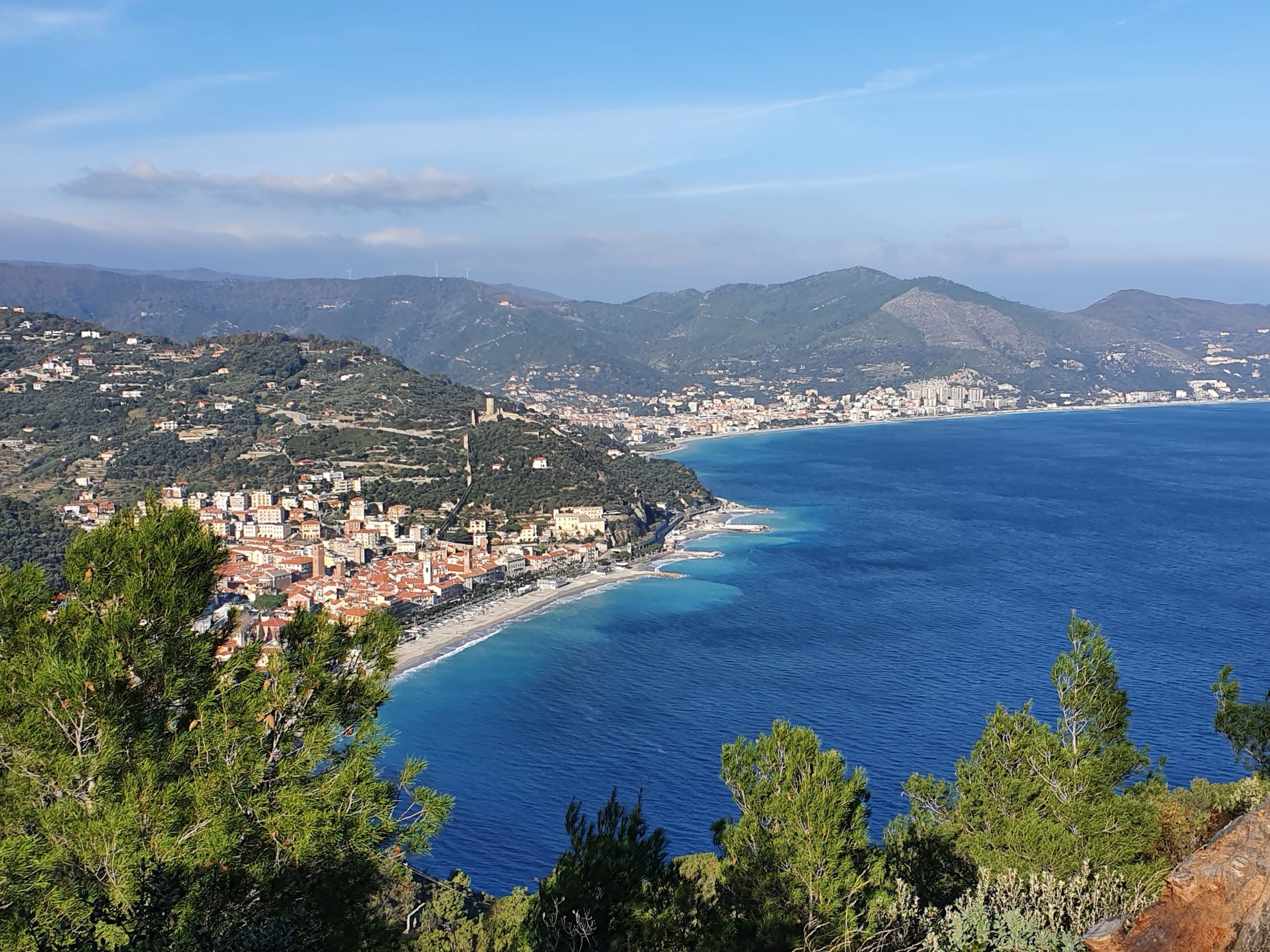 LIGURIA GREEN & SLOW – PAESAGGI E VINI DELLA RIVIERA LIGURE · 4